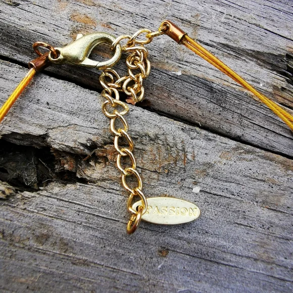 Elegant Gold and Silver Necklace - Picture 7 of 10